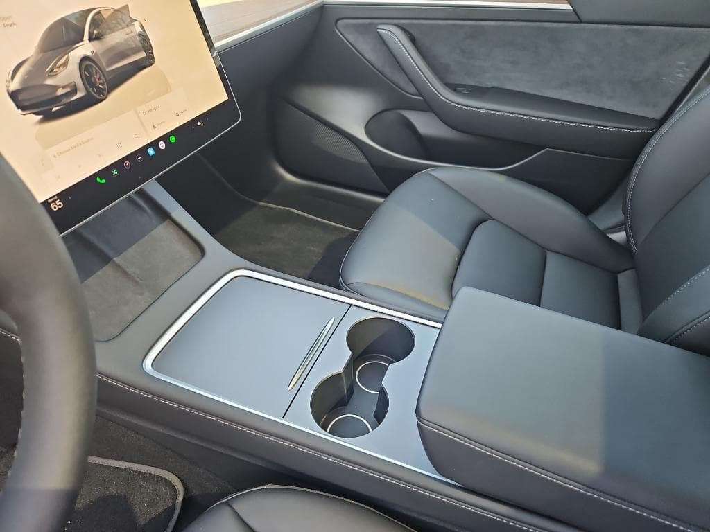 2023 Tesla Model 3 view 14