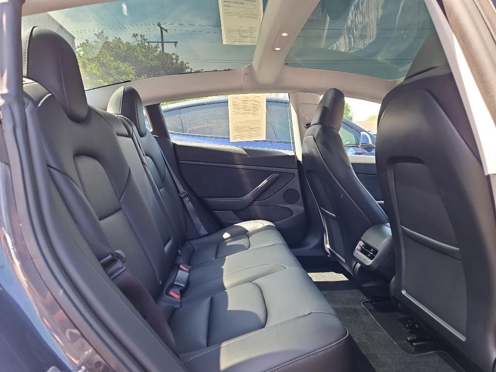 2023 Tesla Model 3 view 18