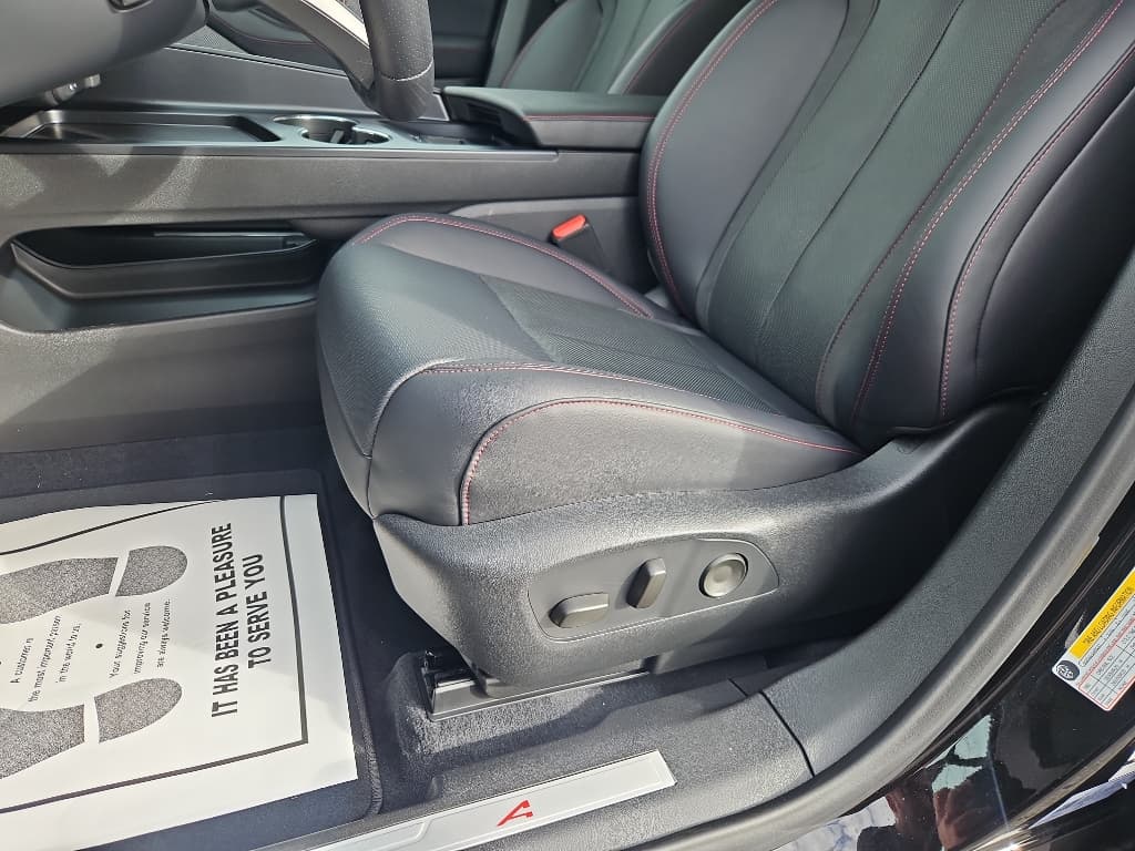 2024 Acura ZDX view 7