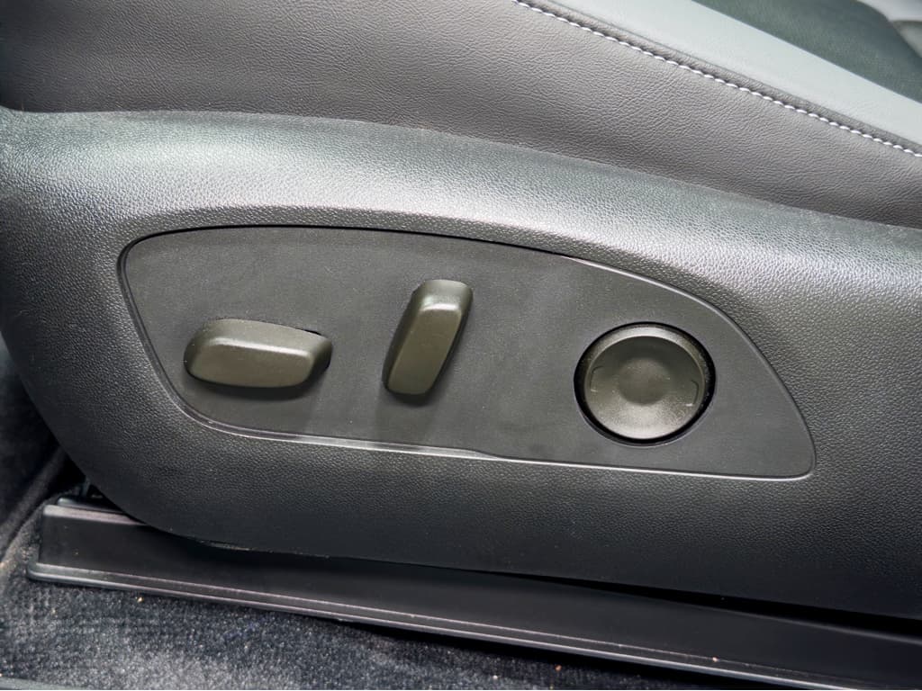 2025 Honda Prologue view 6