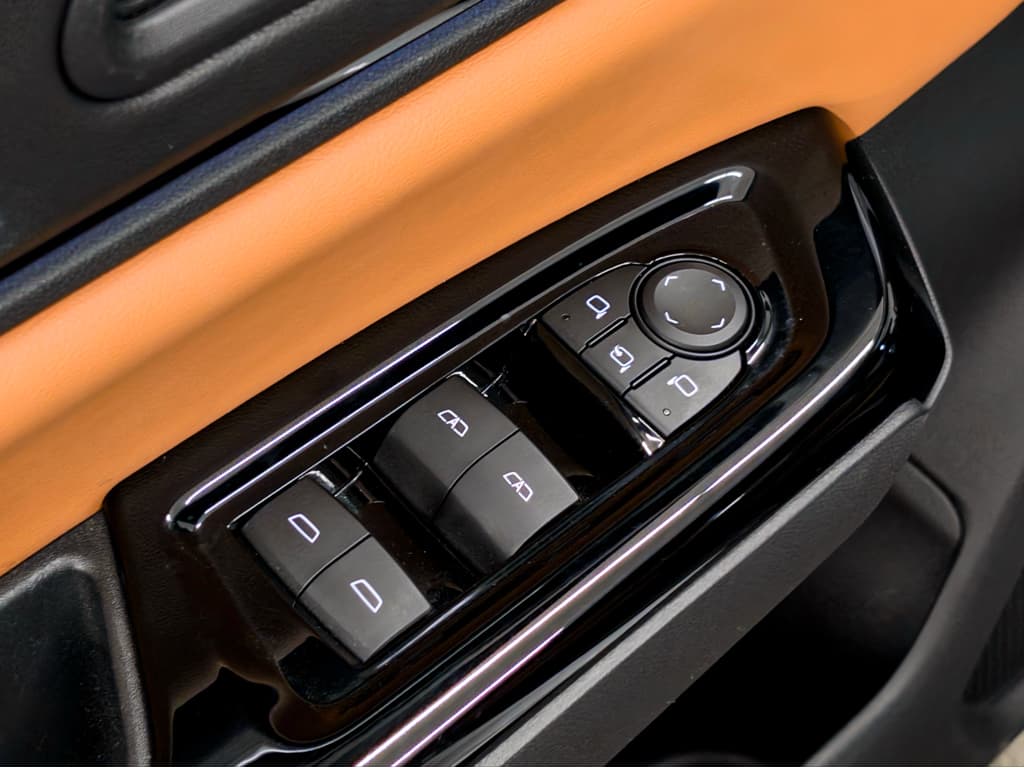 2025 Honda Prologue view 8