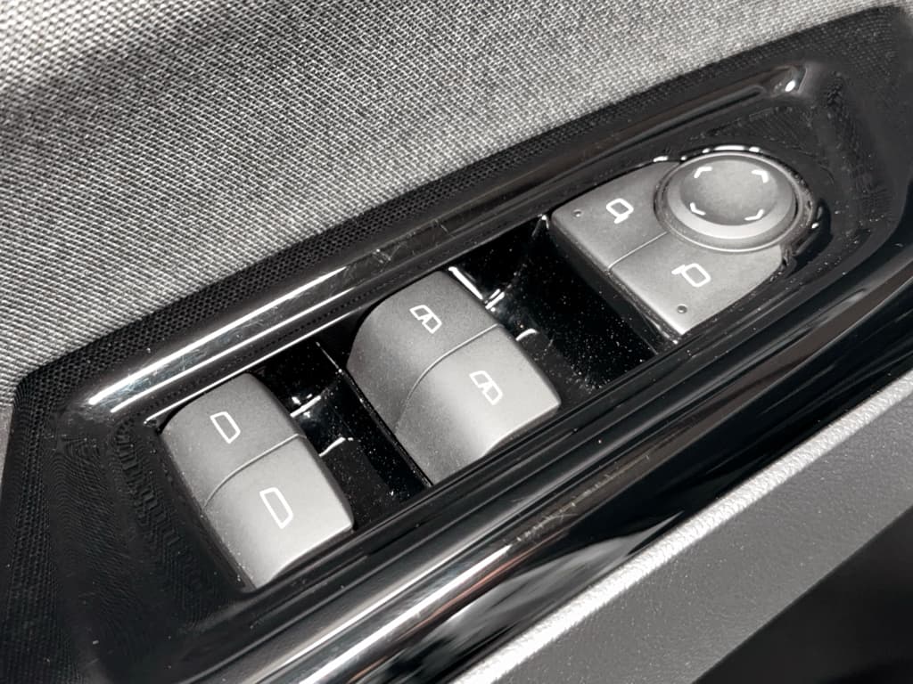 2025 Honda Prologue view 7