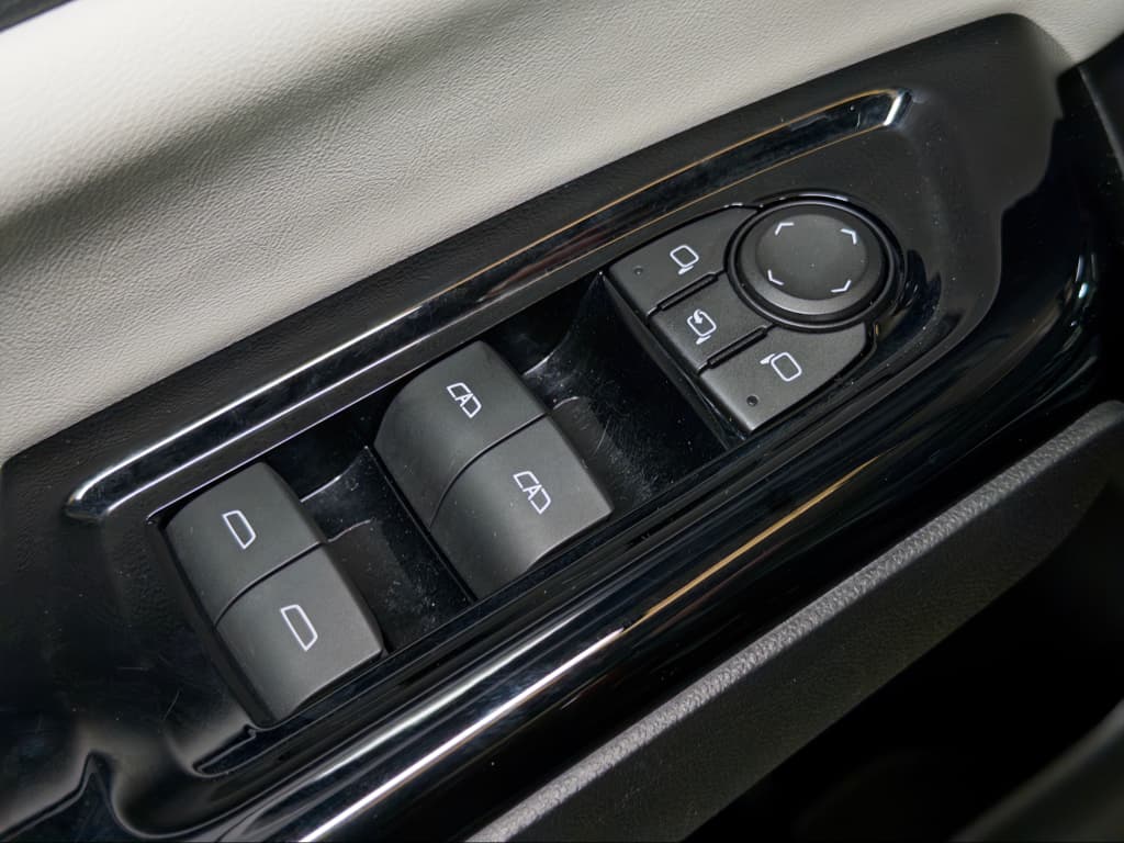 2024 Honda Prologue view 7