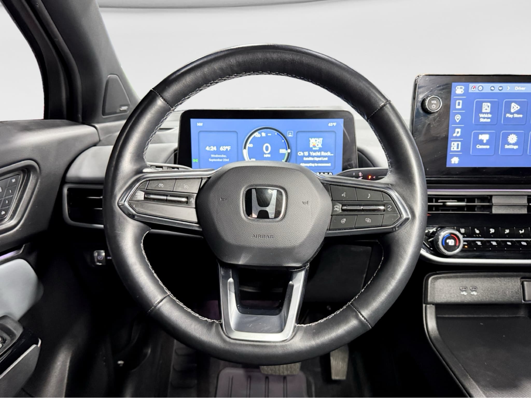 2025 Honda Prologue view 8