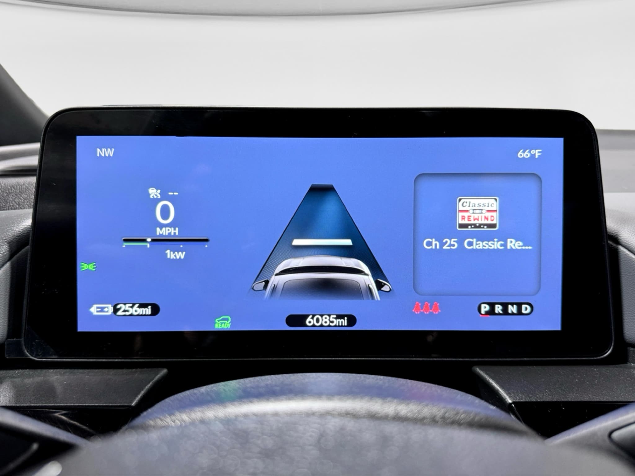 2025 Honda Prologue view 9