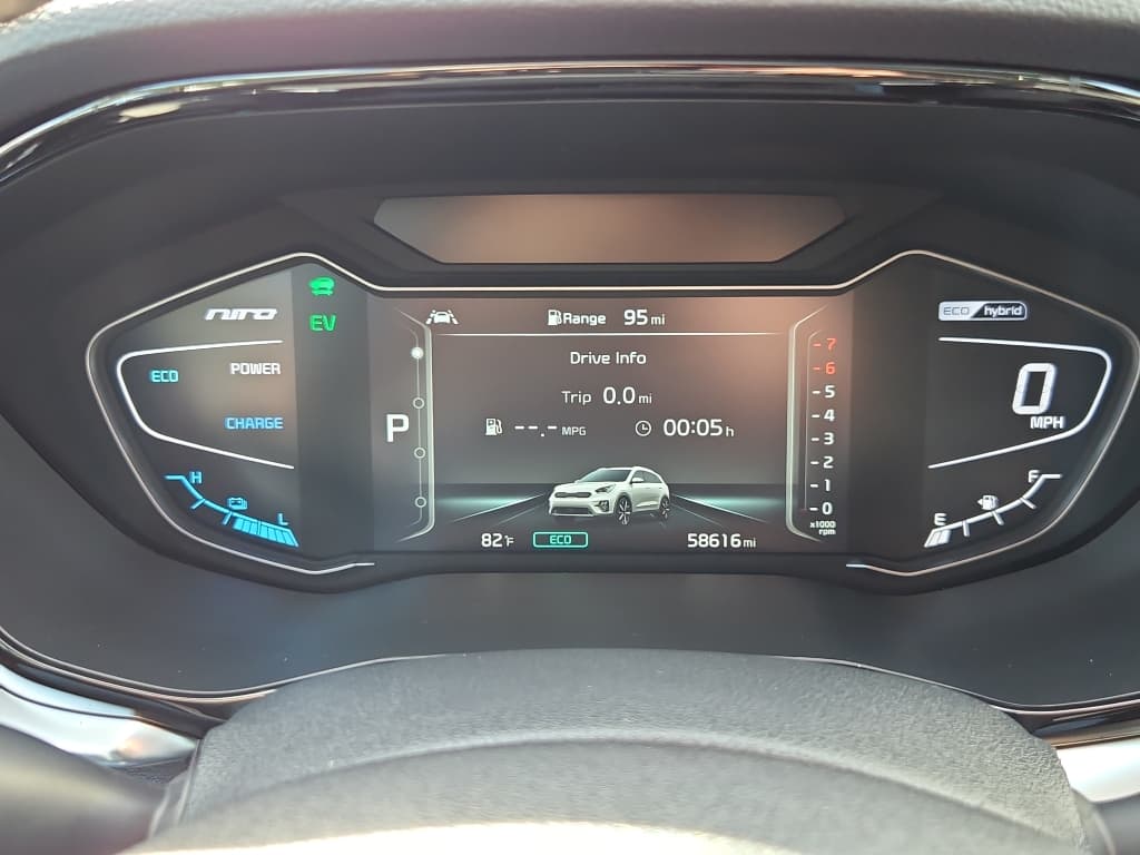 2022 Kia Niro view 7
