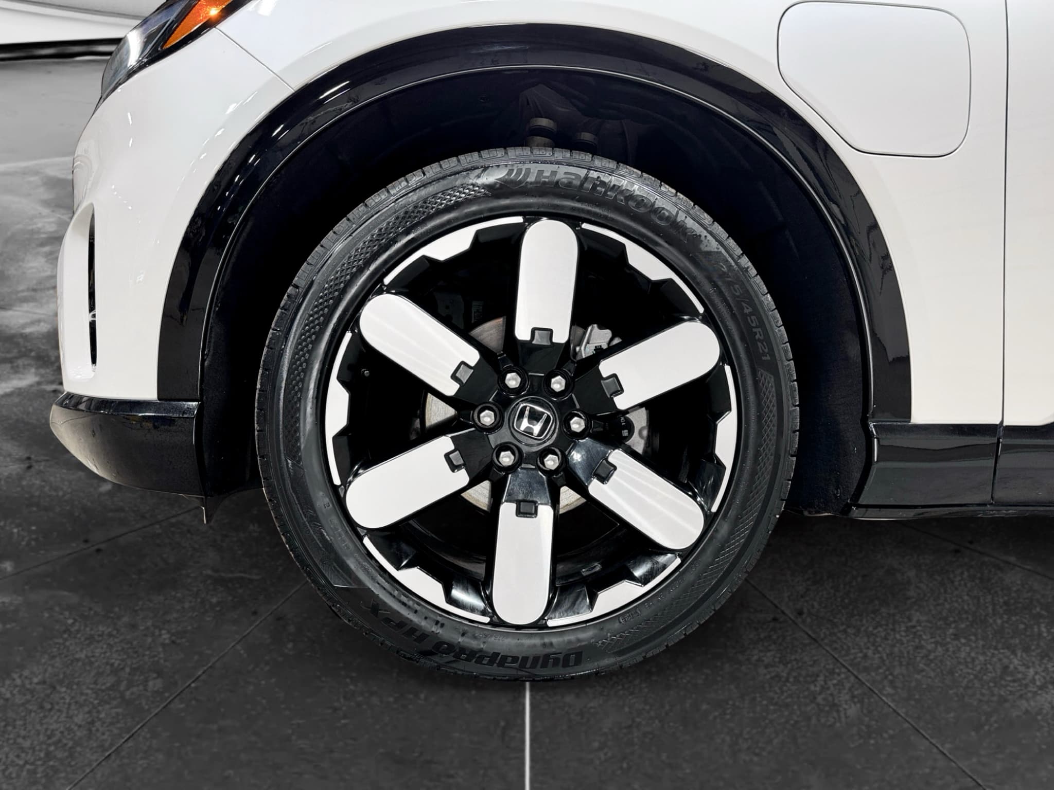 2024 Honda Prologue view 28