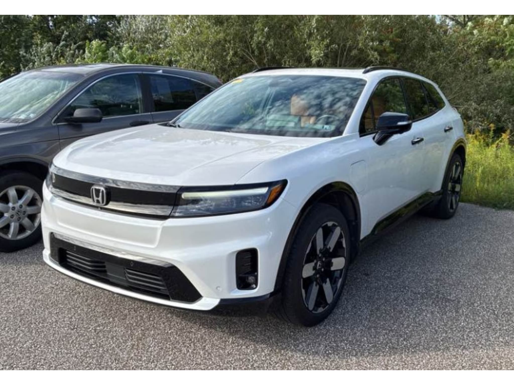 2024 Honda Prologue view 1