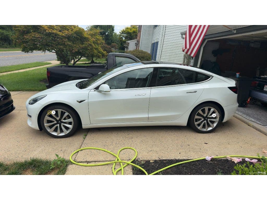 2019 Tesla Model 3 view 3