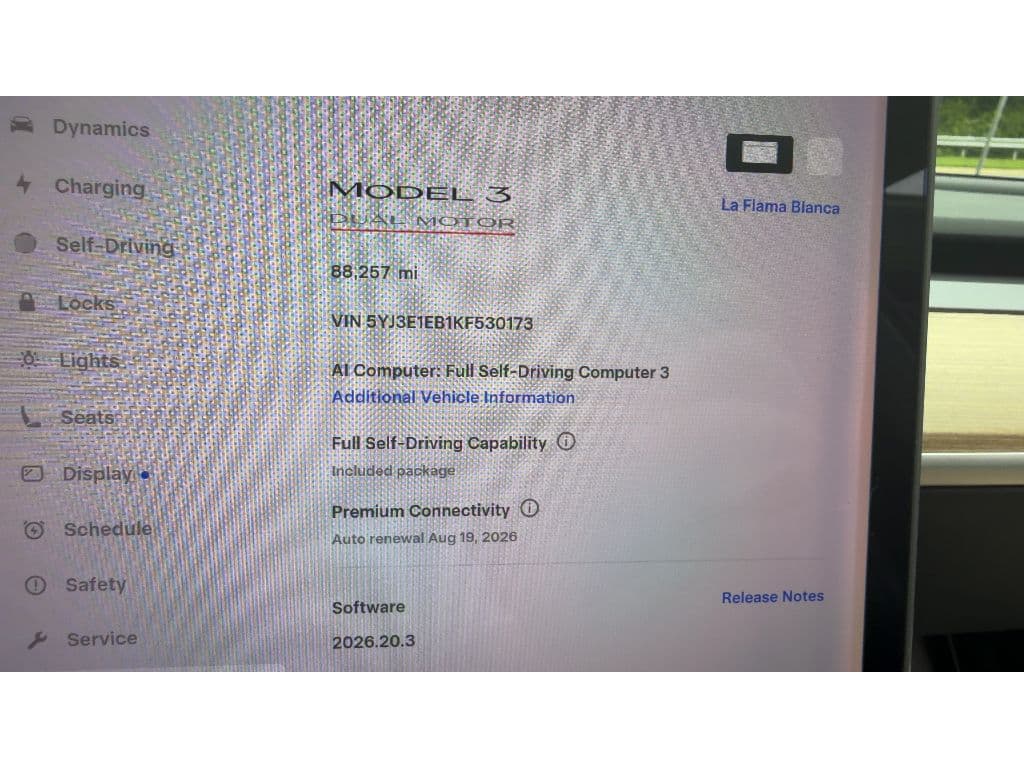 2019 Tesla Model 3 view 7