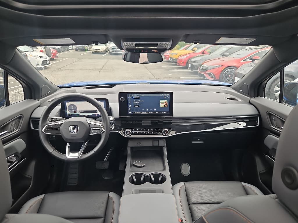 2024 Honda Prologue view 8
