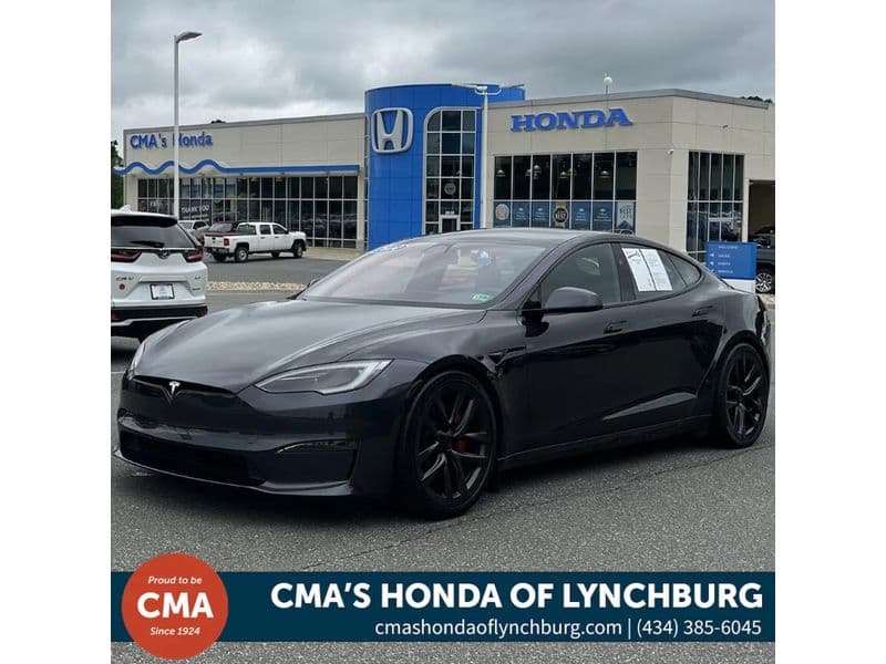 2024 Tesla Model S view 12