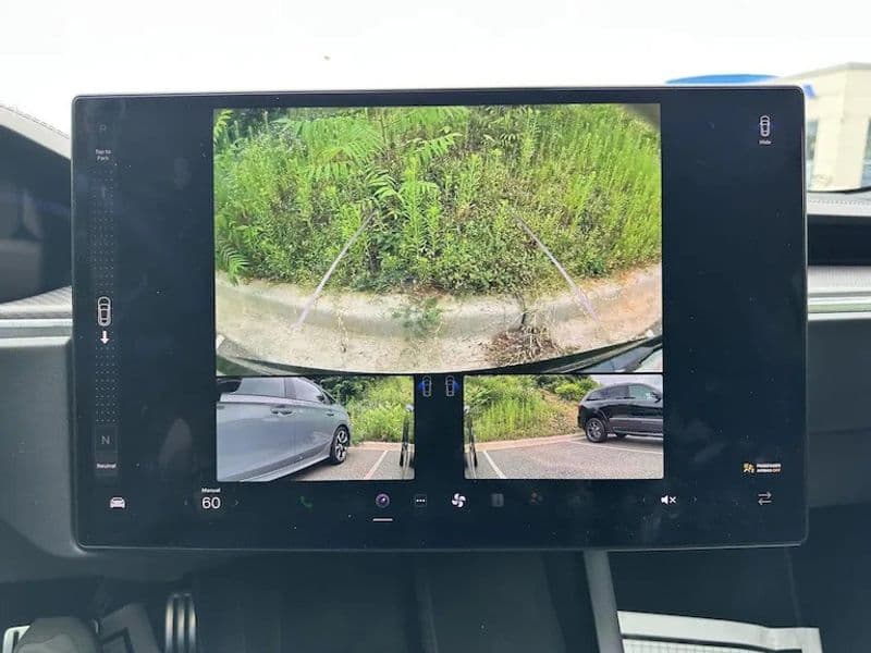 2024 Tesla Model S view 18