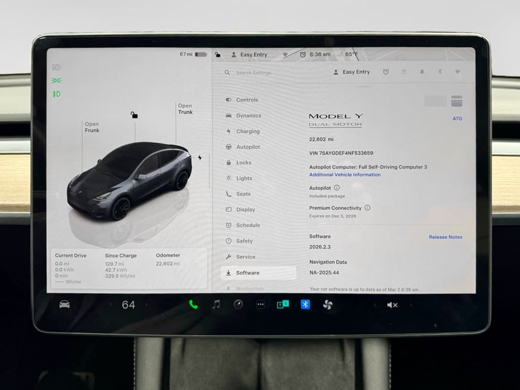 2022 Tesla Model Y view 11