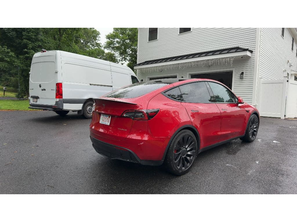 2022 Tesla Model Y view 3