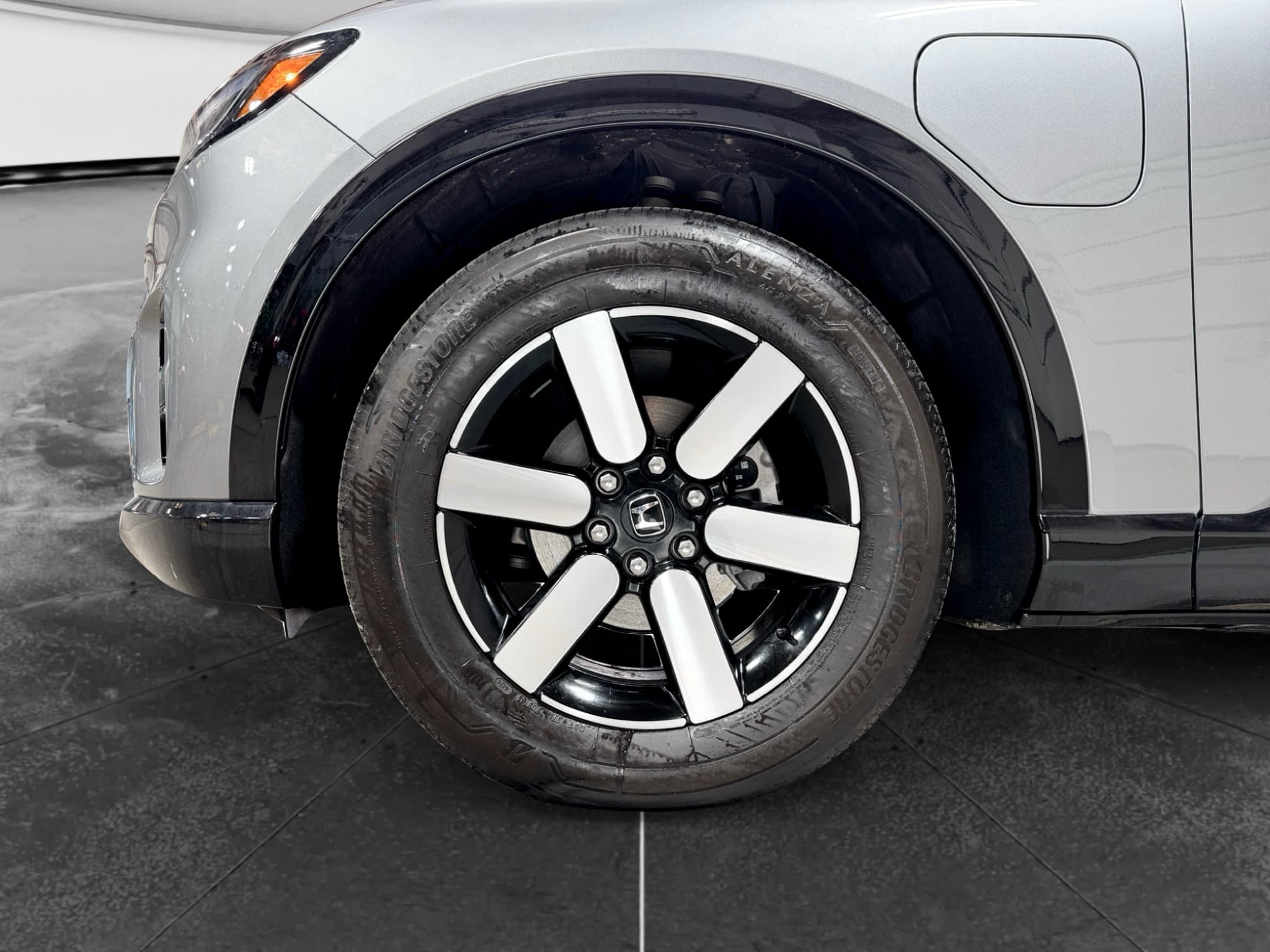 2024 Honda Prologue view 28