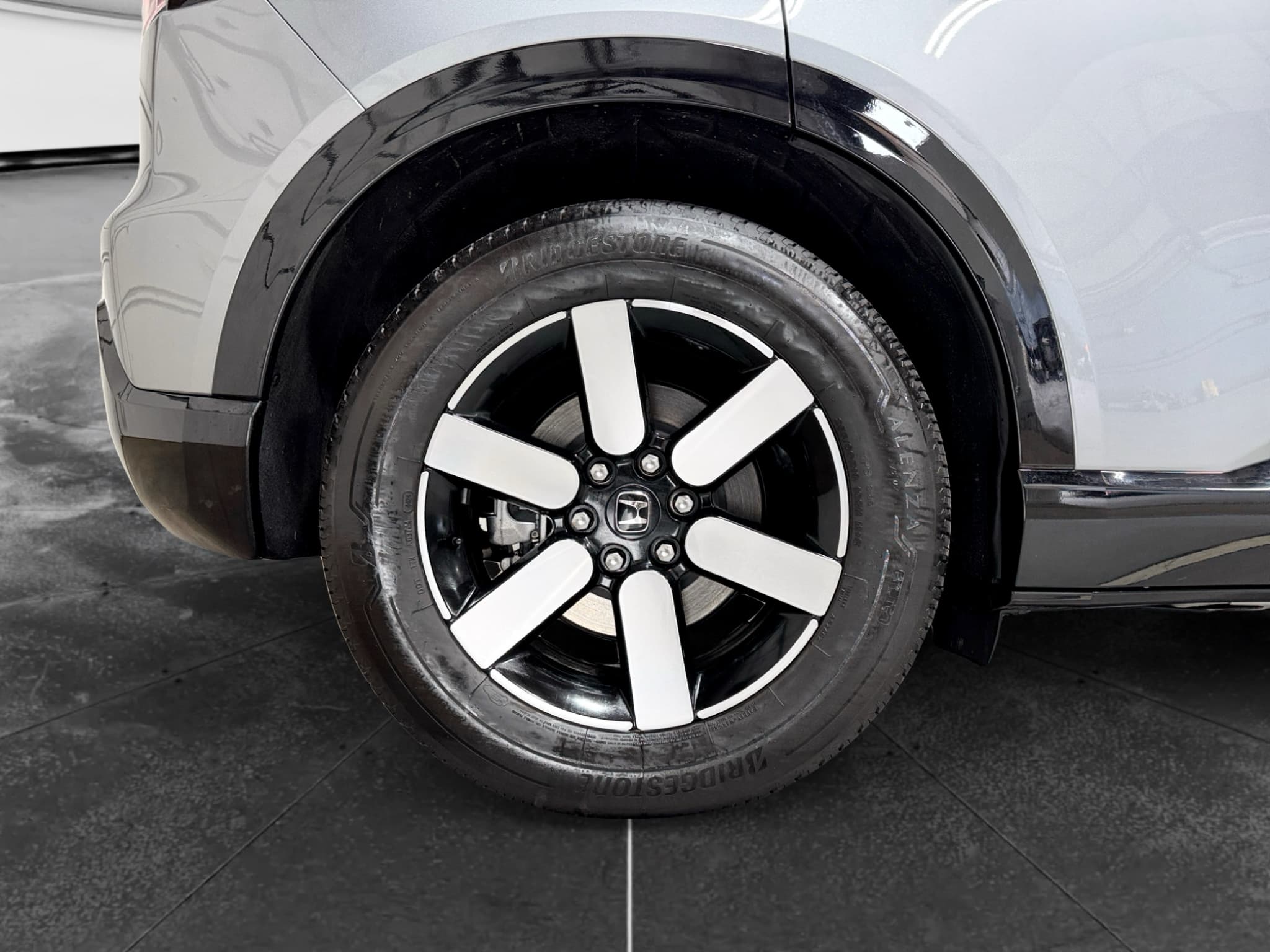 2024 Honda Prologue view 34