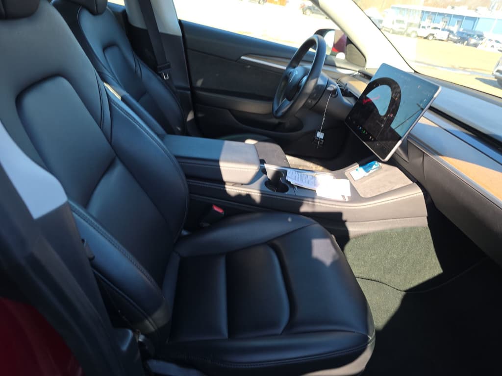 2023 Tesla Model 3 view 5