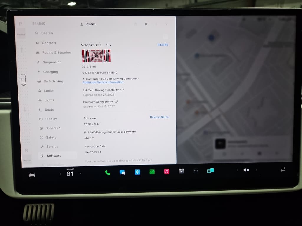 2024 Tesla Model S view 11