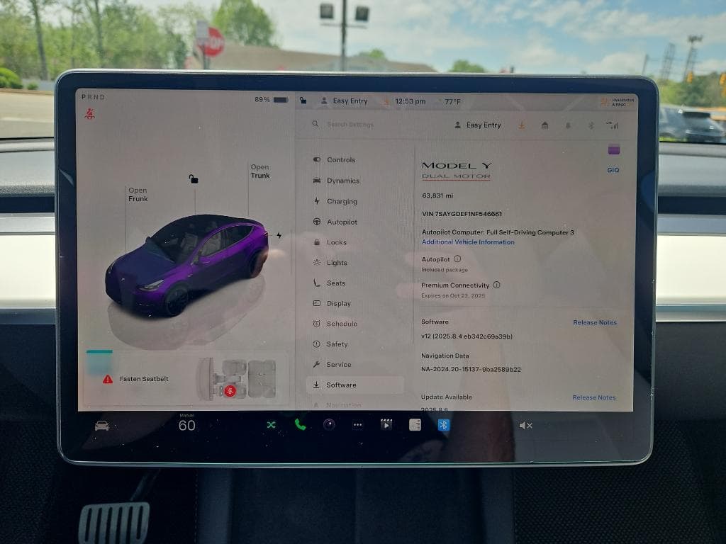 2022 Tesla Model Y view 9