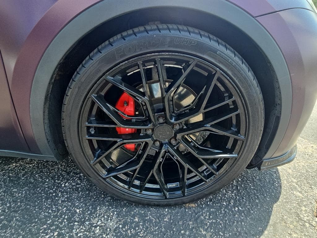 2022 Tesla Model Y view 28