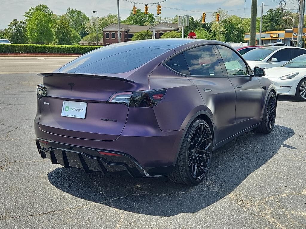 2022 Tesla Model Y view 3
