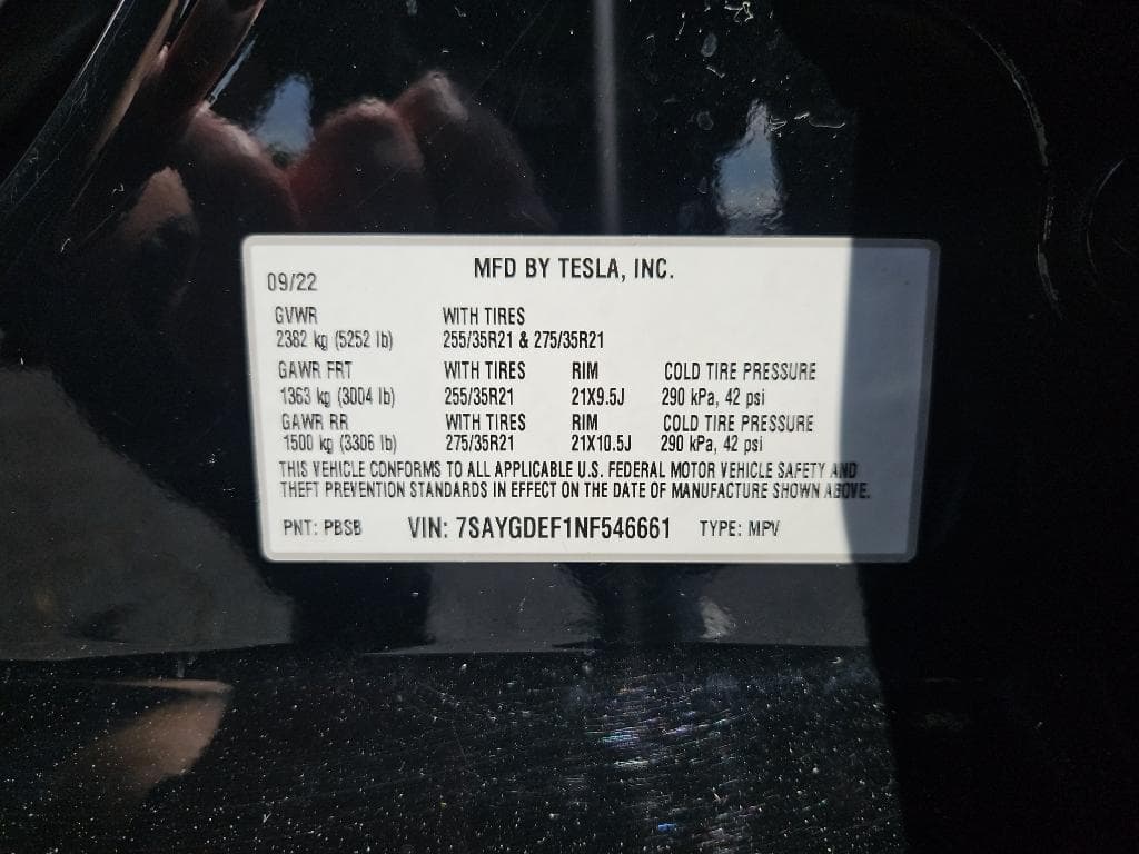 2022 Tesla Model Y view 20