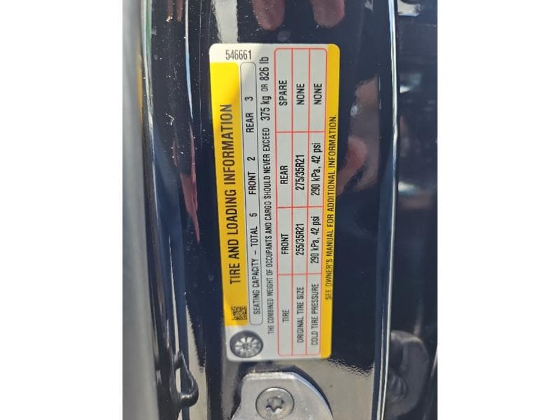 2022 Tesla Model Y view 21
