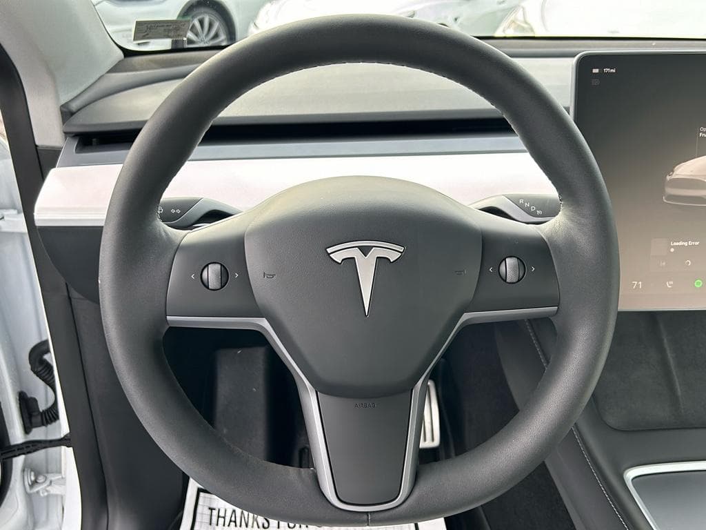 2022 Tesla Model Y view 7