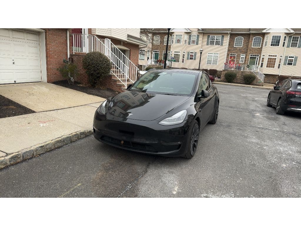 2022 Tesla Model Y view 1