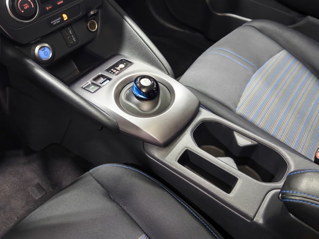 2021 Nissan LEAF view 19