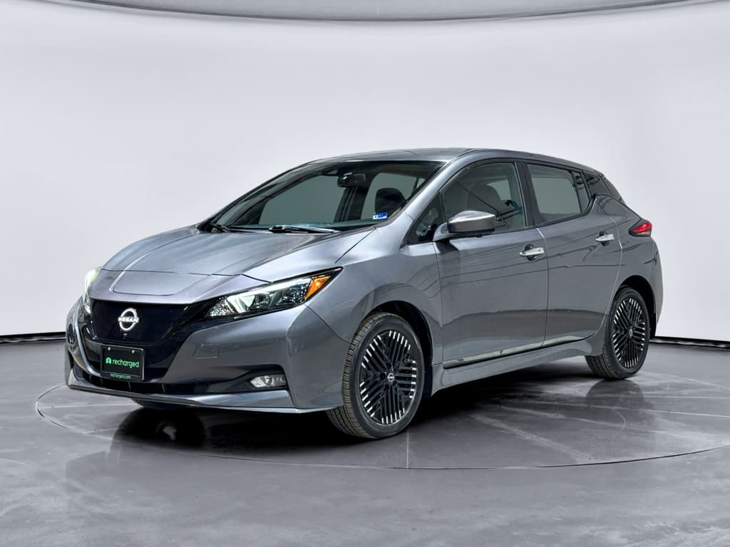 2023 Nissan LEAF