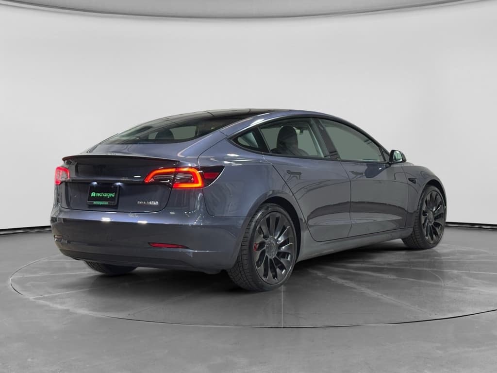 2023 Tesla Model 3 view 3
