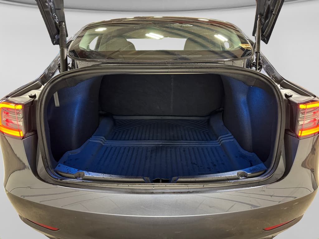 2023 Tesla Model 3 view 26