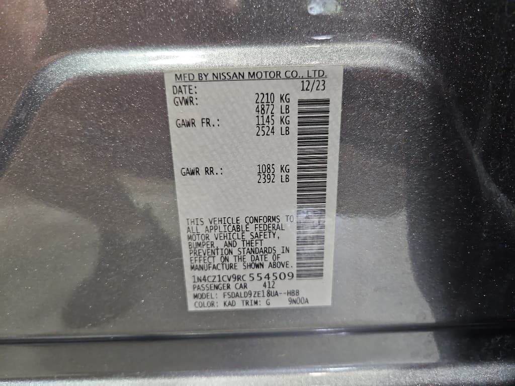 2024 Nissan LEAF view 23