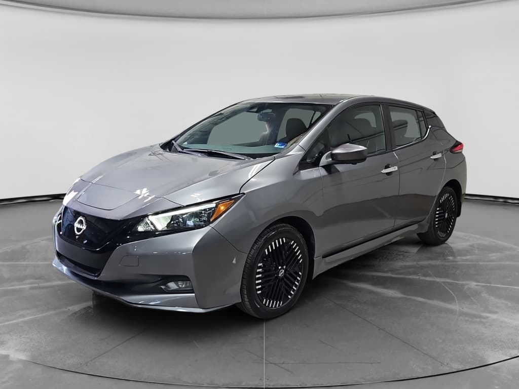 2024 Nissan LEAF