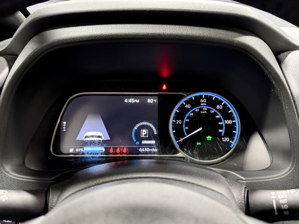 2024 Nissan LEAF view 9