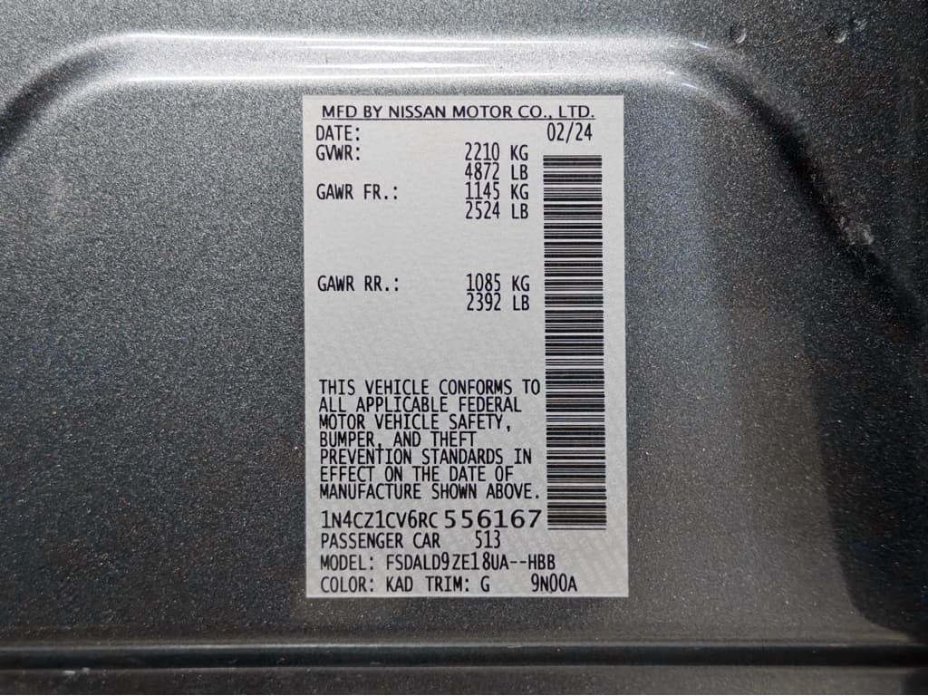 2024 Nissan LEAF view 26