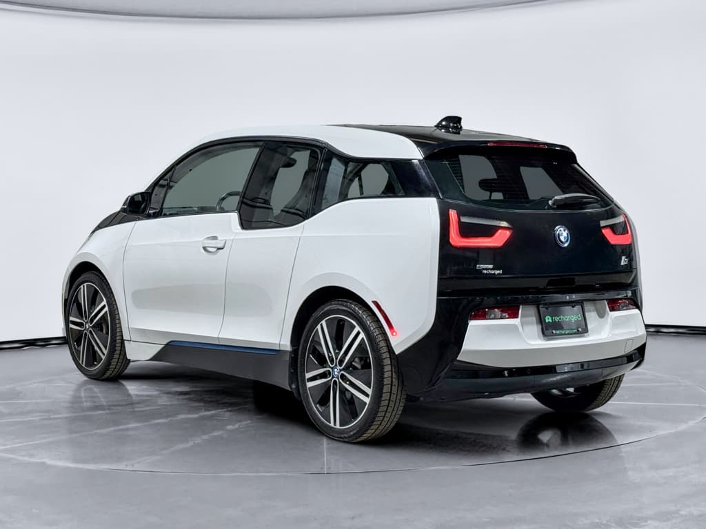 2016 BMW i3 view 2