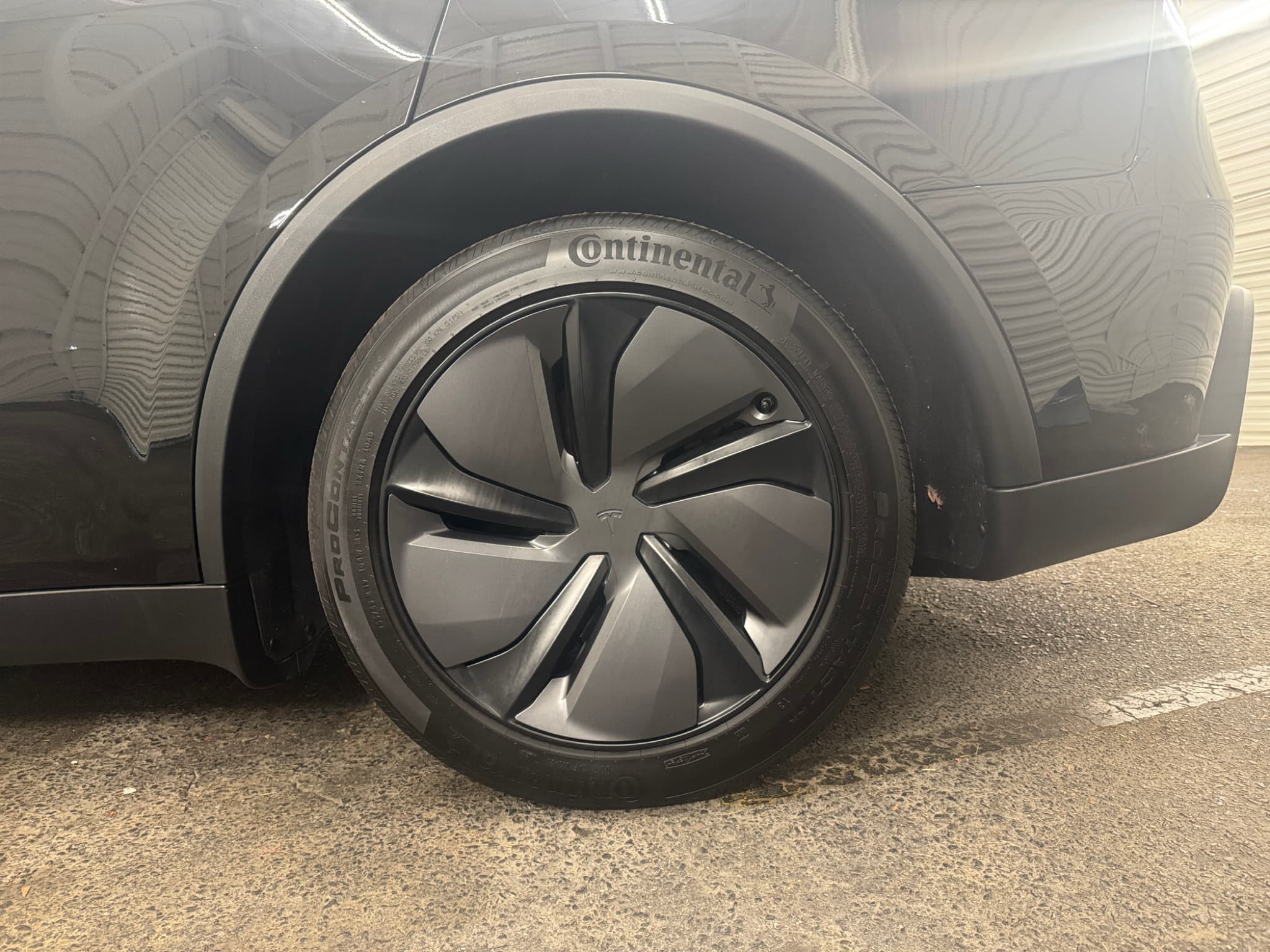 2026 Tesla Model Y view 30