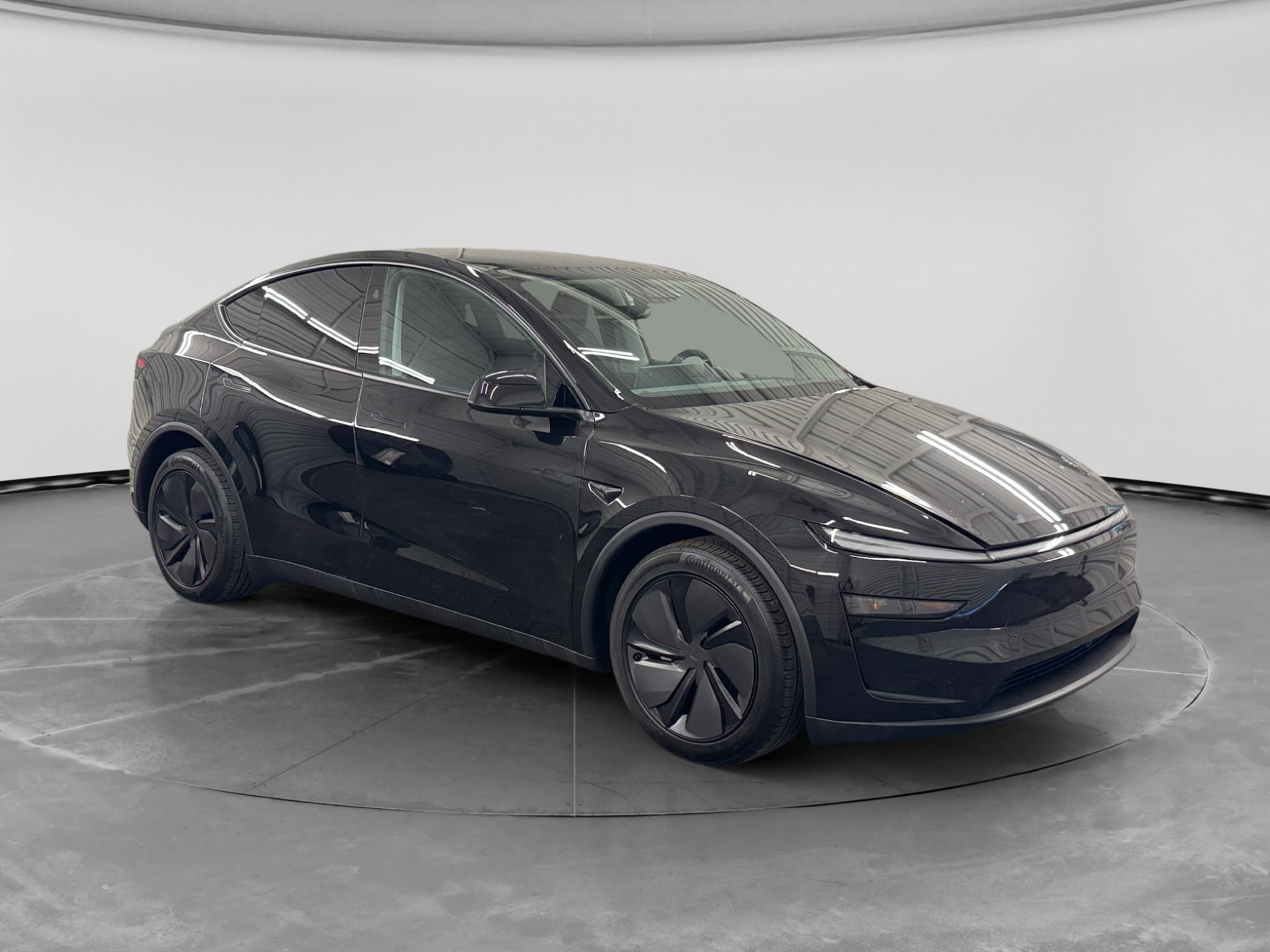 2026 Tesla Model Y view 4