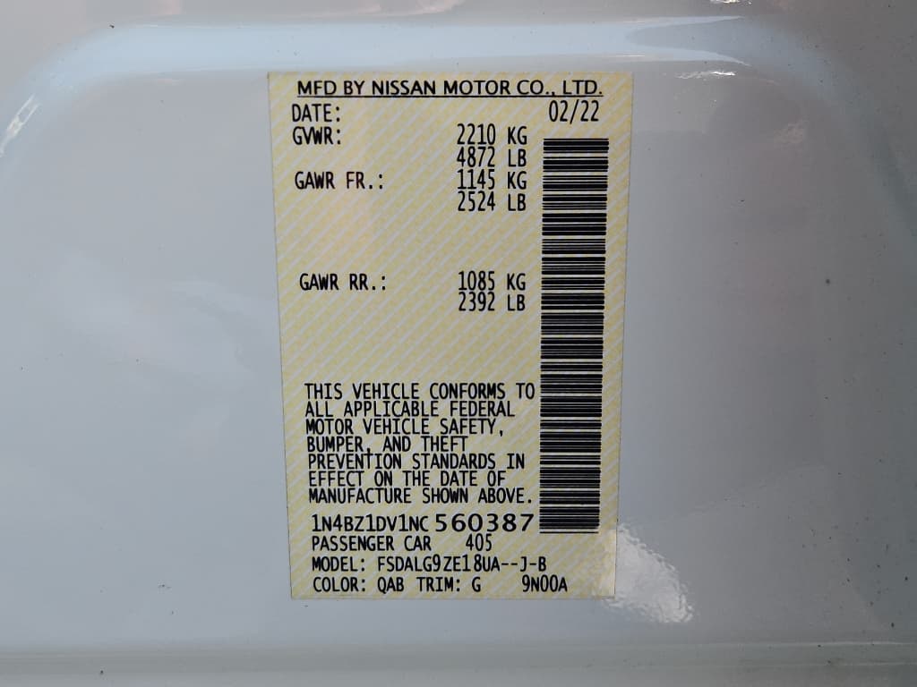 2022 Nissan LEAF view 23