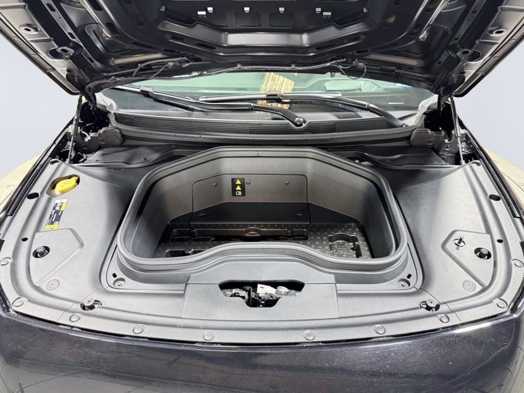 2025 Jeep Wagoneer S view 27