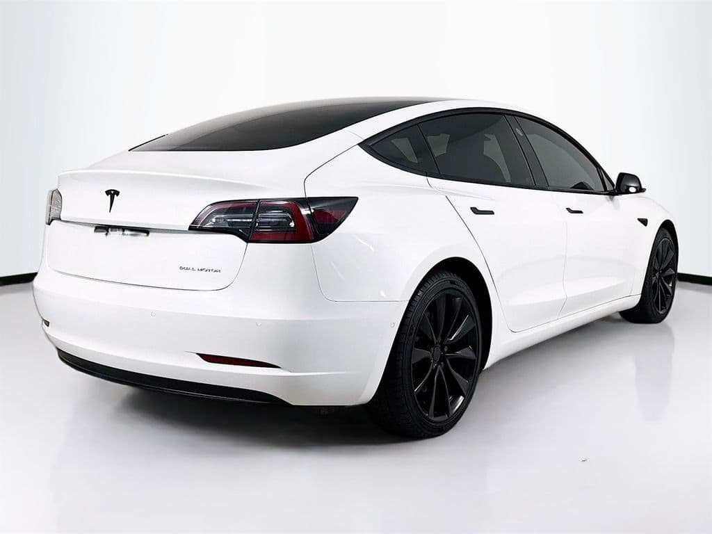 2021 Tesla Model 3 view 7