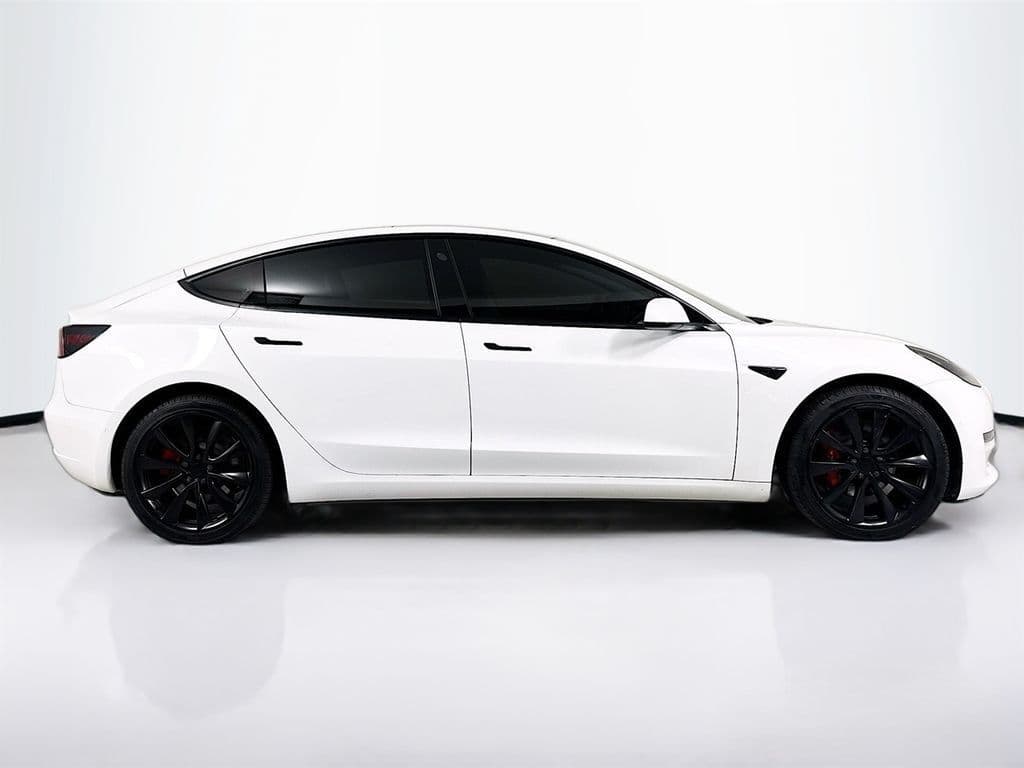 2021 Tesla Model 3 view 8