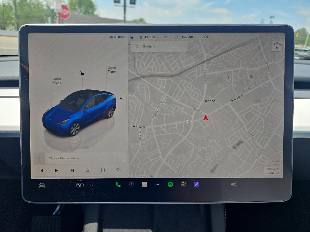 2022 Tesla Model Y view 10