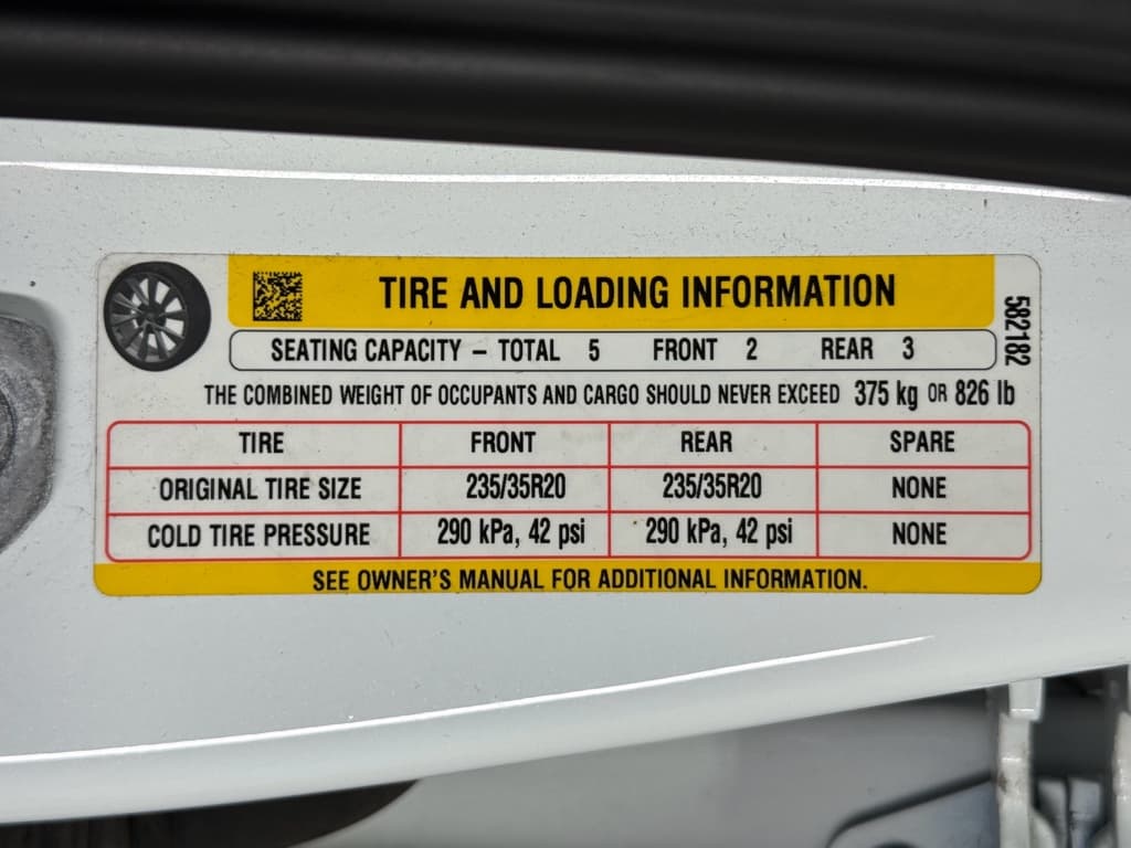 2023 Tesla Model 3 view 28