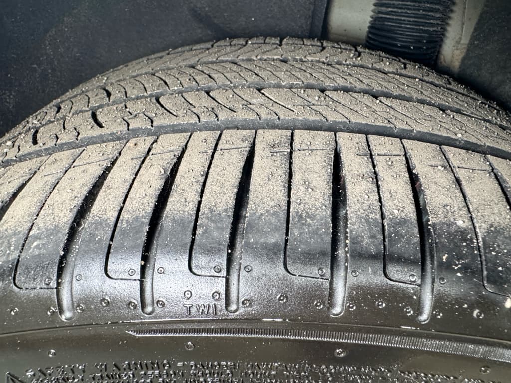 2023 Tesla Model 3 view 36