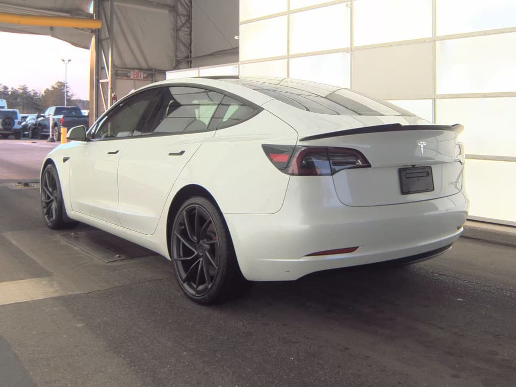 2023 Tesla Model 3 view 4