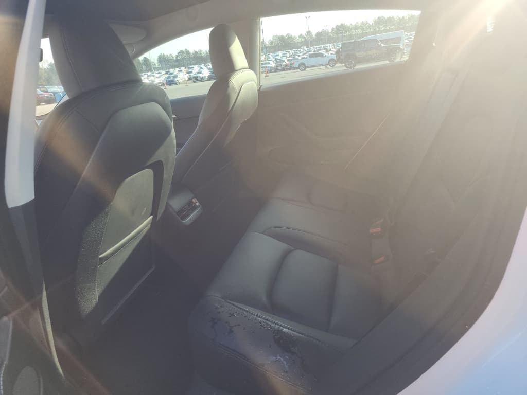 2023 Tesla Model 3 view 6